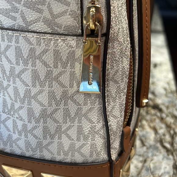 Michael Kors backpack - Picture 3 of 4